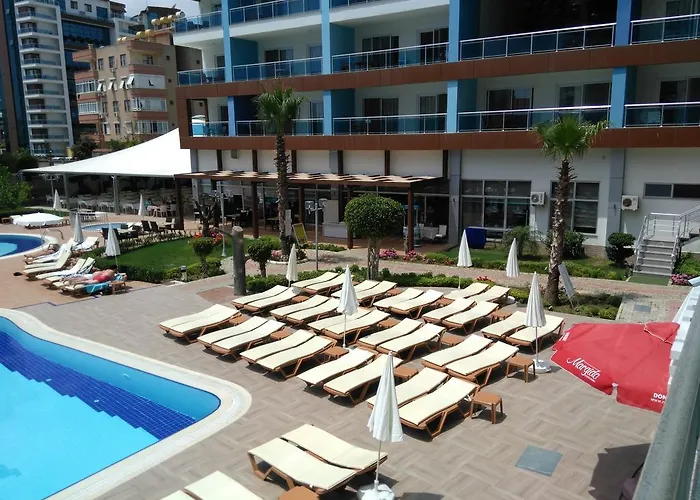 Crystal Towers Apartmanhotel