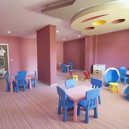 Crystal Towers 3* Alanya